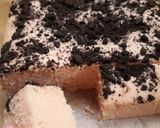 Foto langkah ke 6 dari resep Cake Putih Telur Strawberry Oreo.