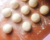 Hình bước làm 3 của món Chicken buns (bánh mì mềm nhân gà đơn giản, nhồi tay)