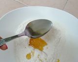 A picture of step 2 of Meat samosas.
