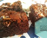 Foto langkah ke 9 dari resep Fudge Brownie with Almond and Lindt Chocolate toppings.