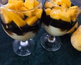 A picture of step 2 of Mango and chocolate Custard.