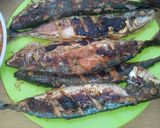 Foto langkah ke 4 dari resep Ikan laut bakar.