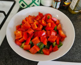 Foto del paso 3 de la receta: Coca valenciana (coca de pebre i tomaca)