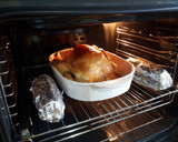 Foto del paso 4 de la receta: Pollo al horno con mazorcas de maíz