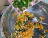 Foto langkah ke 3 dari resep Pastel isi Bihun (Kulit Pastel_2 bahan).