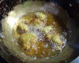 A picture of step 3 of Dahi Vada.