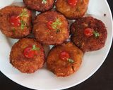A picture of step 5 of Lauki ki tikki.
