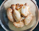 Foto langkah ke 2 dari resep 56. Ayam Goreng Simple.