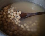 A picture of step 1 of Anday cholay.