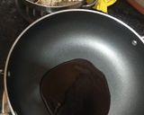 A picture of step 3 of Chocolate Maggi.