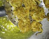 बटाटा पोहे वडे (batata pohe wade recipe in marathi) रेसिपी स्टेप 3 फोटो 