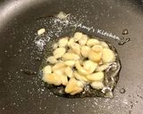 芹菜炒麵腸 / 家常菜的食譜步驟3照片
