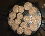 Foto del paso 3 de la receta: Fáciles, ricas y saludables galletas de Avena