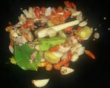 Foto langkah ke 3 dari resep Abon Salem pedas aroma jeruk purut.