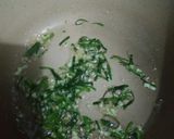 Foto langkah ke 2 dari resep Mie Kering Balado Daun Jeruk.