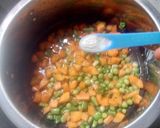 A picture of step 4 of Fried rice.