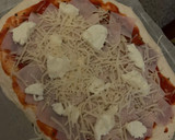 Foto del paso 3 de la receta: Pizza casera esponjosa