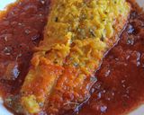Foto del paso 7 de la receta: Bacalao rebozado en salsa de tomate especiado