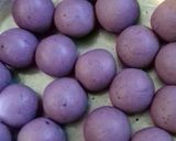 Foto langkah ke 5 dari resep Onde-onde coklat ubi ungu.