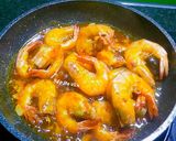 A picture of step 4 of Sweet and Sour Tamarind Shrimp.