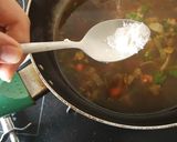 A picture of step 9 of Hot and sour vegetable soup.