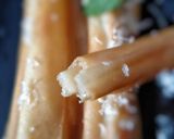 Foto langkah ke 3 dari resep Cheese Rolls.