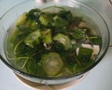 Foto langkah ke 4 dari resep Sayur Bening Bayam & Oyong.
