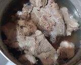 Foto langkah ke 1 dari resep Soup Daging Sapi Praktis.