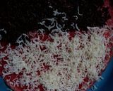 Foto langkah ke 7 dari resep Martabak (terang bulan) red velvet teflon no mixer.