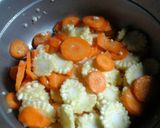 Foto langkah ke 3 dari resep Chiken sayuran saus kecap.