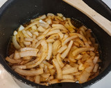 Foto del paso 3 de la receta: Carrilleras ibéricas en salsa de berenjena y champiñones