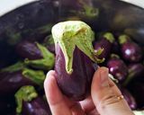 صورة لخطوة 1 من وصفة المكدوس السوري🍆