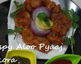 A picture of step 7 of Crispy Aloo Pyaaj Pakoras.