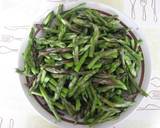 Agrelia (wild asparagus) with eggs recipe step 1 photo