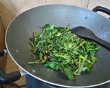 Foto langkah ke 10 dari resep Cah Kangkung ala Resto Mudah&Enak.
