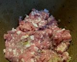 รูปขั้นตอนการทำที่ 2 ของ ขนมจีบหมูหน้ากุ้ง