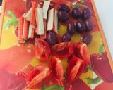 Foto del paso 1 de la receta: Carpaccio de Calabacín con Surimi, Tomate, Aceituna