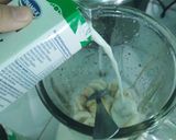 Hình bước làm 5 của món Sữa chuối (simple)