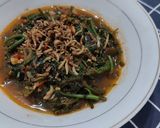 Foto langkah ke 5 dari resep Tumis Pakis Tabur Teri.