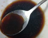 Hình bước làm 1 của món Nấm đùi gà kho tiêu