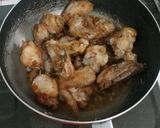 Foto langkah ke 5 dari resep Ayam Goreng Saos Mentega.