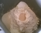 Foto del paso 1 de la receta: Pan blanco (máquina de pan).