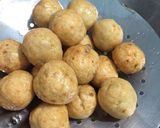 Foto langkah ke 6 dari resep Bakso Goreng Ayam🐣.