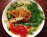A picture of step 5 of Bún chả cá.