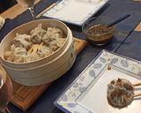 Foto del paso 9 de la receta: Dumplings de camarones con salsa tibia de naranja