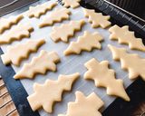Hình bước làm 3 của món 💚 Bánh Quy Giáng Sinh Hình Cây Thông Noel 🎄