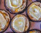 Foto del paso 2 de la receta: Berenjenas con rulo de cabra y miel