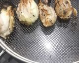 A picture of step 3 of Multigrain Atta Brinjal & Curd Thalipith.