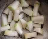வெண்பூசணி மோர் குழம்பு(venpoosani mor kulambu recipee in tamil) ரெசிபி ஸ்டேப் 2 புகைப்படம்