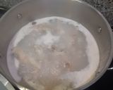 A picture of step 1 of Spicy Red Curry Chicken Feet with Pickled Bamboo Shoots.